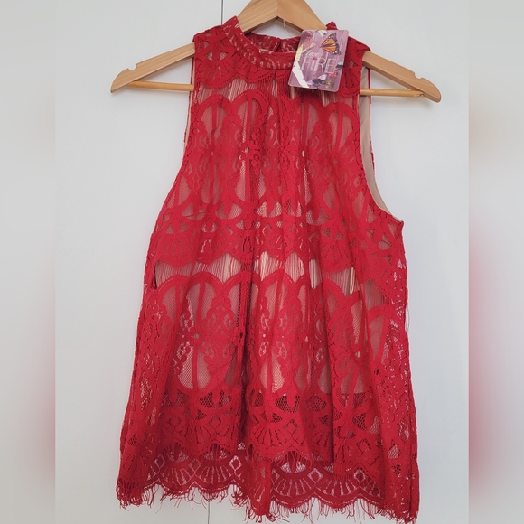 Lace romantic red top - Picture 1 of 5